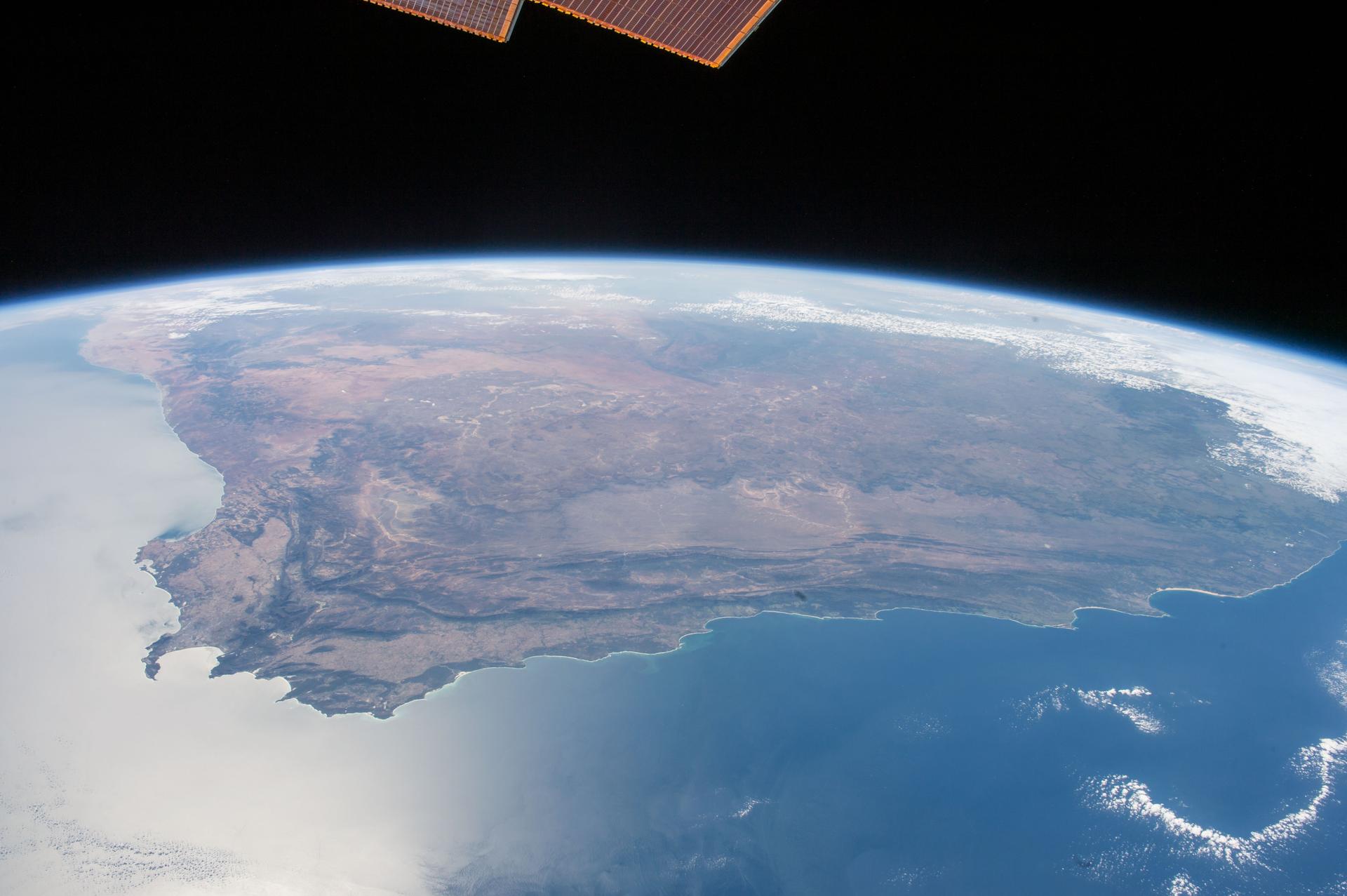 iss047e044560~large