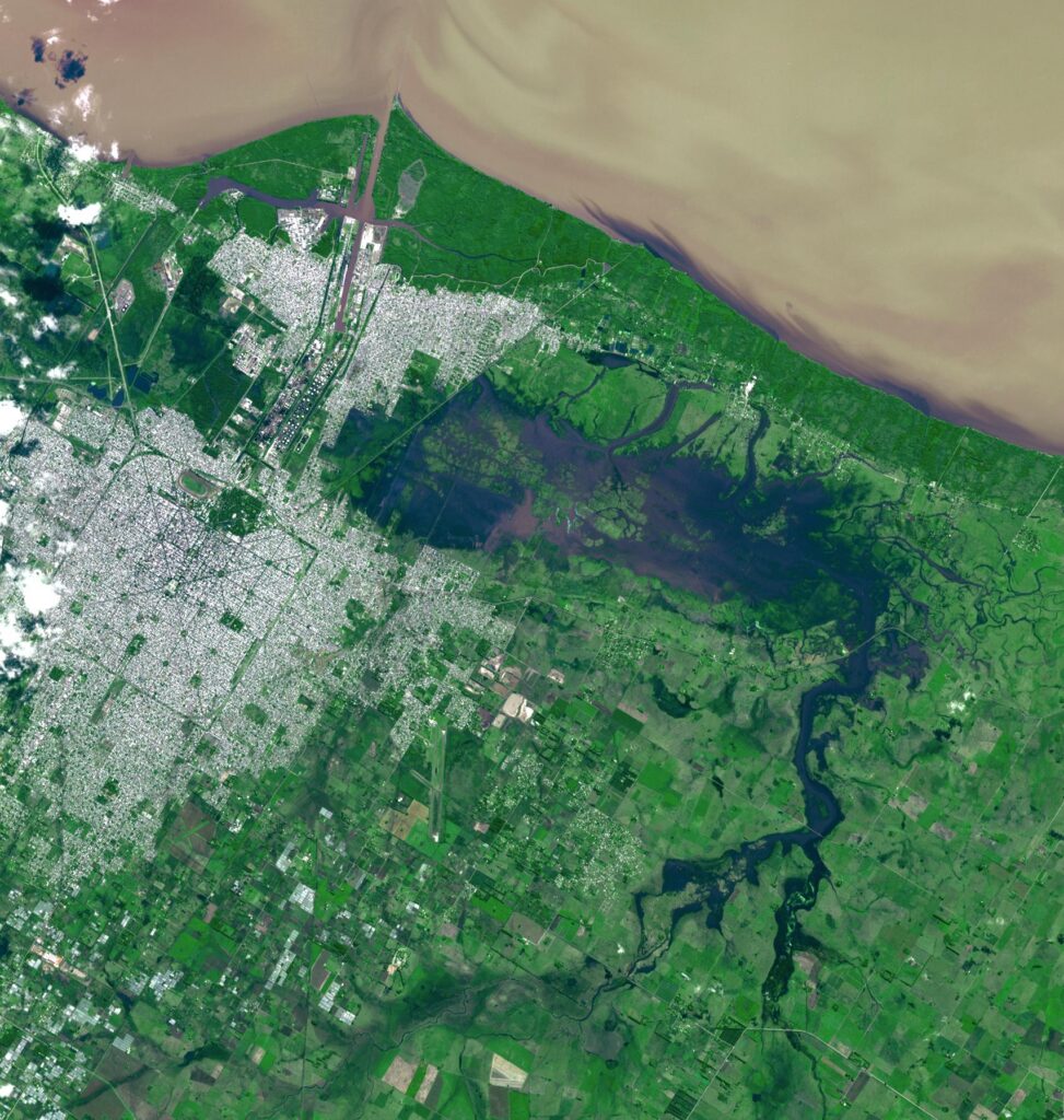 La Plata, Argentina, NASA
