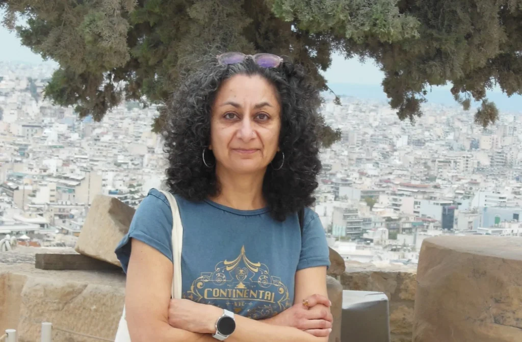 Nilam-headshot-cropped-2048×1341