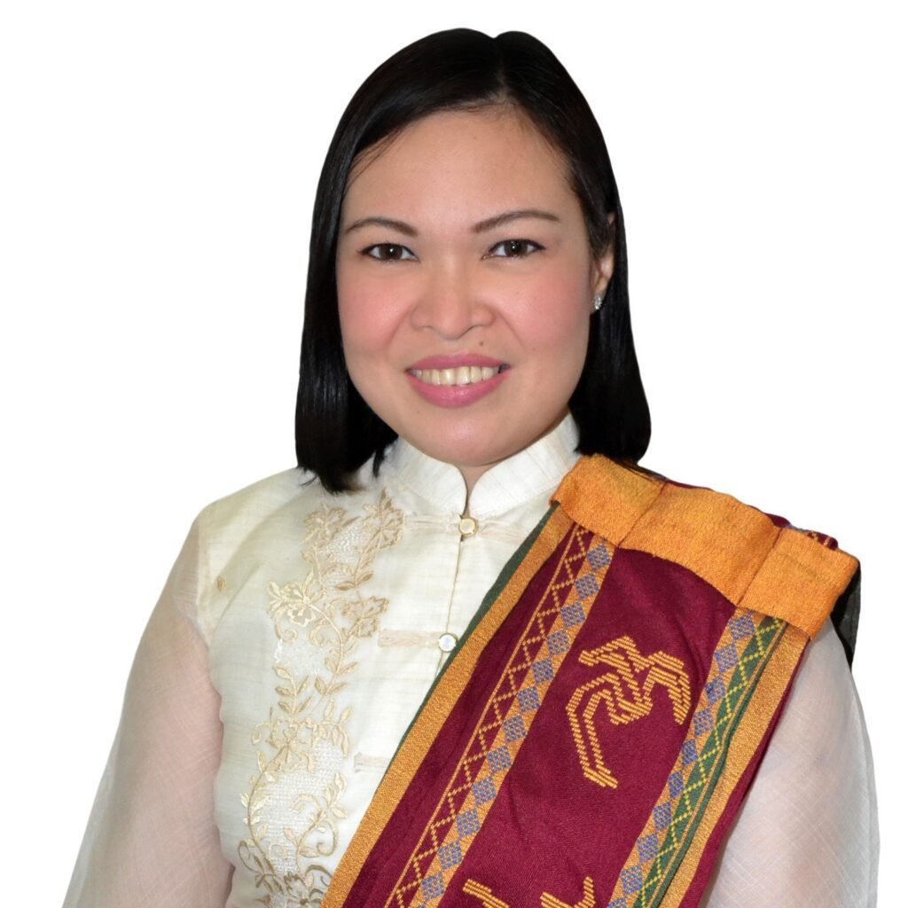 Monet-Concepcion-Detras_Philippines-1