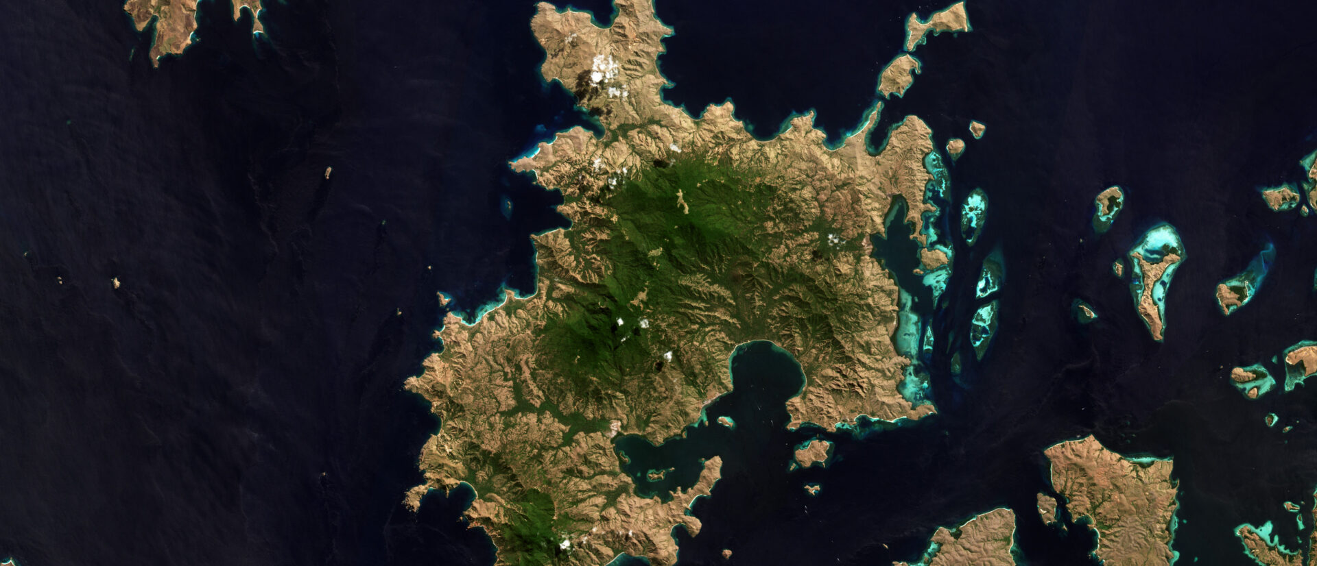 Earth_from_Space_Komodo_Island_Indonesia_ESA_Gernowo