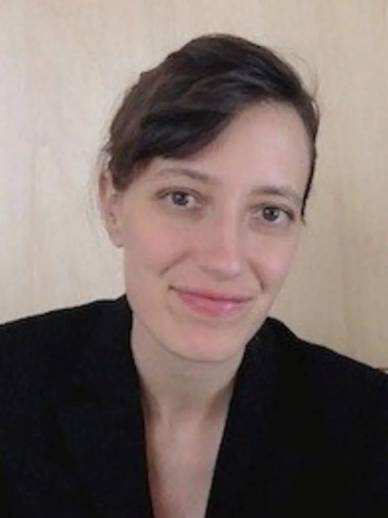 Holly Jean Buck