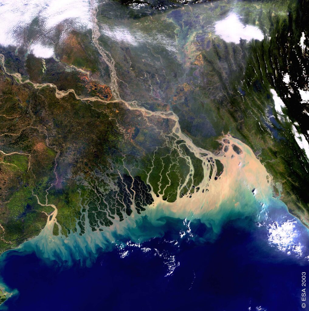 The_Bangladesh_coastline_seen_by_Envisat